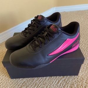 FILA Women’s athletic sneakers Black Fuchsia